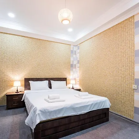 Hotel Georgian House à Koutaïssi Extérieur photo