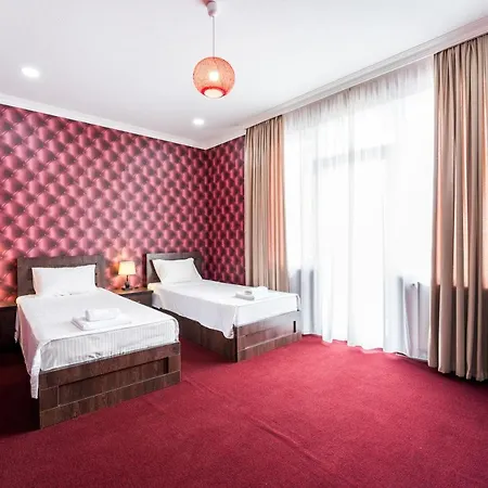Hotel Georgian House à Koutaïssi Extérieur photo