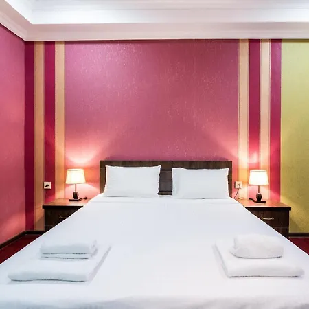 Hotel Georgian House à Koutaïssi Extérieur photo