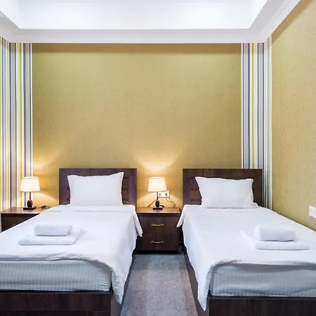 Hotel Georgian House à Koutaïssi Extérieur photo