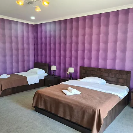 Hotel Georgian House à Koutaïssi Extérieur photo